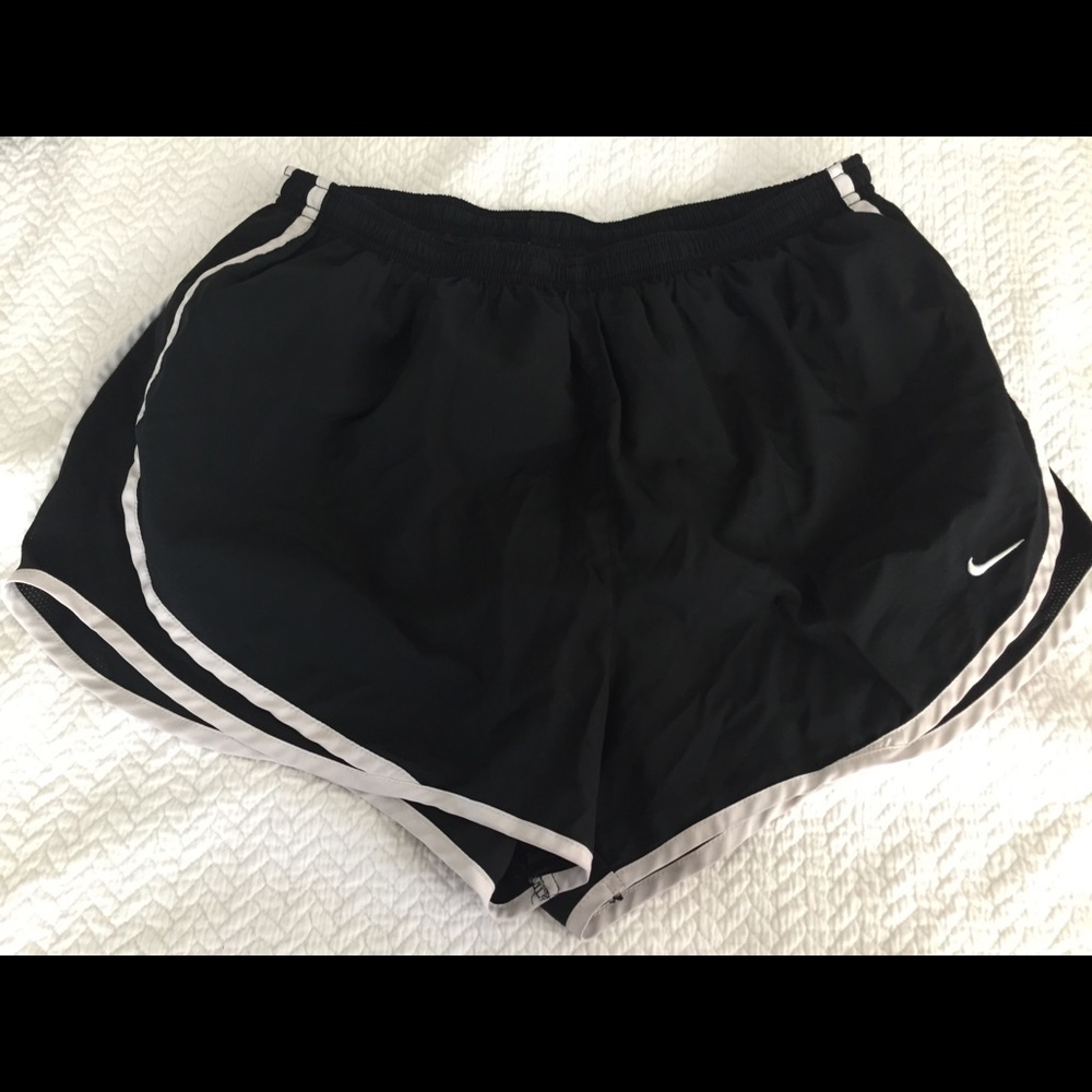 Nike tempo running shorts, black